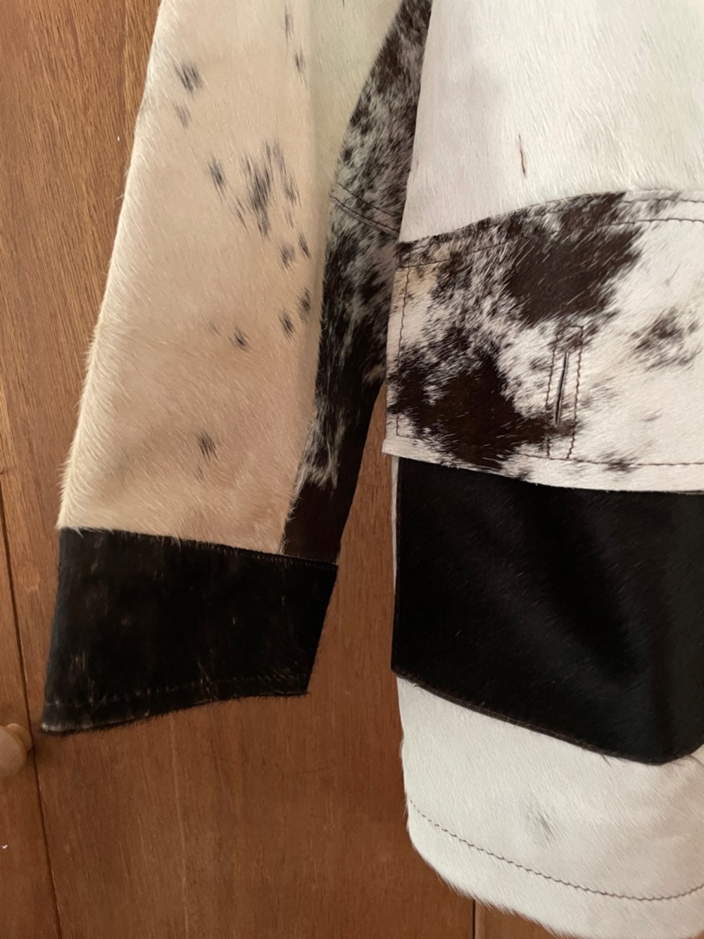 Genuine Leather Cowhide Jacket with Brown and White Spotting - Picture 4 of 10